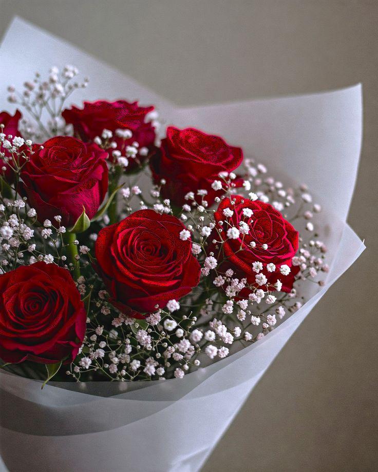 Stem & Story Studio workshop space where corporate flower arrangements are designed and prepared for business delivery